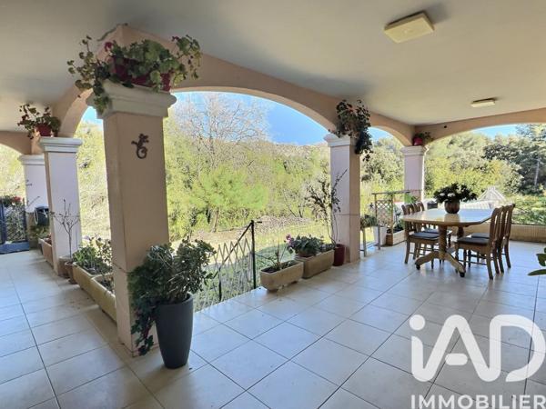 Maison à vendre 6 pièces 145 m² La Cadière-d'Azur