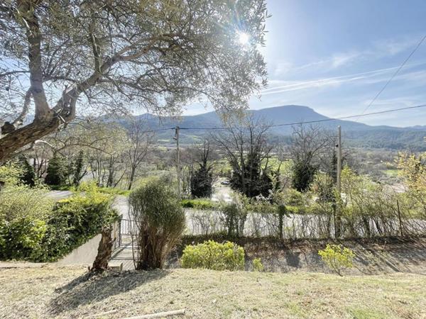 Maison 7 pièces à rénover 90 m2 MEZEL (04)