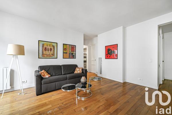 Appartement 2 pièces de 54 m² à Paris (75004)