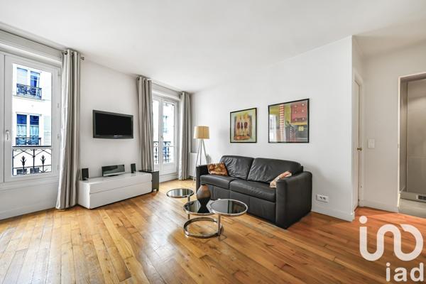 Appartement 2 pièces de 54 m² à Paris (75004)