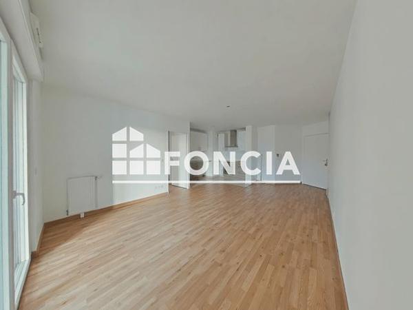 Location Appartement 3 pièces 64.41 m² - Le Bourget 93350