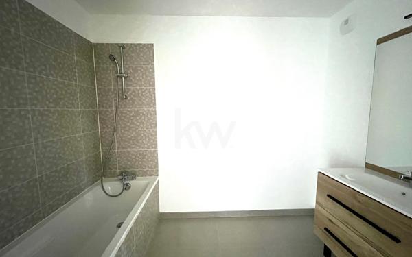 Appartement à vendre    3 pièces • 61,52 m2 Orly