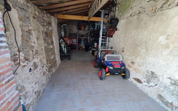 Maison à vendre    4 pièces •  Montmirail