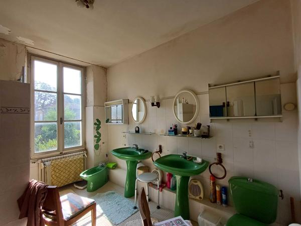 MAISON DE MAITRE EN CENTRE VILLE - PARC ATTENANT CLOS