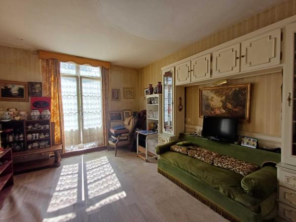 MAISON DE MAITRE EN CENTRE VILLE - PARC ATTENANT CLOS