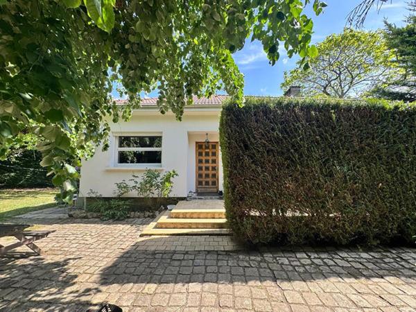 Maison Vierzon 5 pièce(s) 105 m2