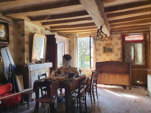 ENSEMBLE IMMOBILIER À VENDRE À NOYERS SUR CHER