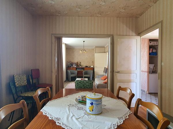 ENSEMBLE IMMOBILIER À VENDRE À NOYERS SUR CHER