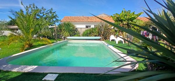 17600 SAUJON SAUJON-MAISON 167m² avec garage ,véranda et piscine sur 720m²