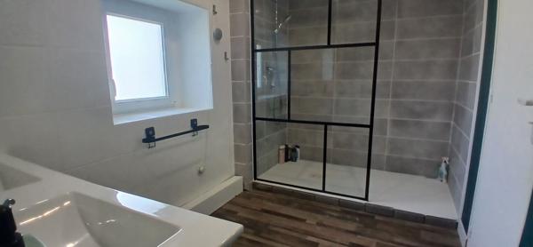 17600 SAUJON SAUJON-MAISON 167m² avec garage ,véranda et piscine sur 720m²