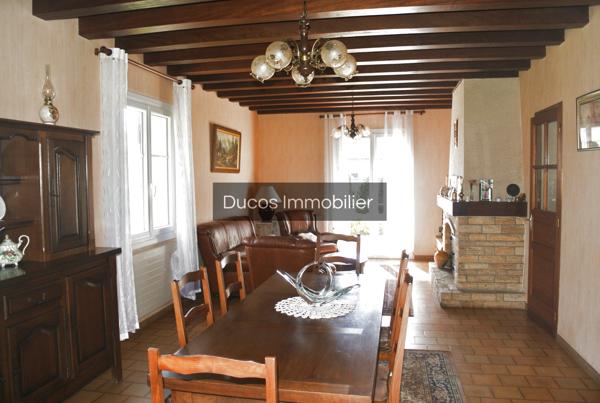 Maison aux portes des commodités