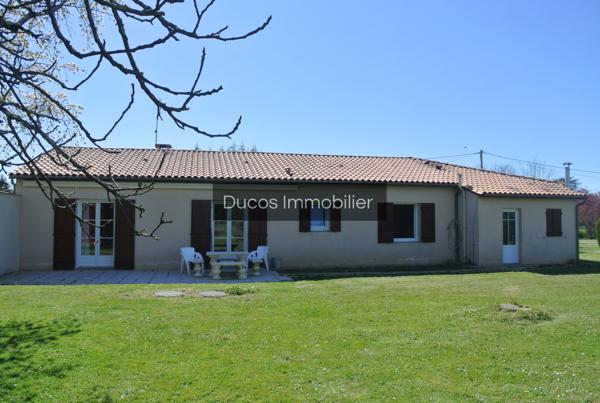 Maison aux portes des commodités