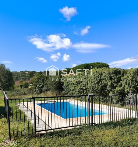 Maison d'habitation 3 faces, 4 chambres, garage, jardin et piscine