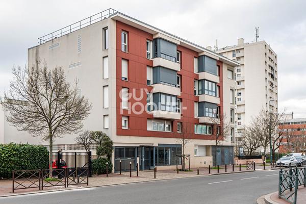 STUDIO A VENDRE AVEC PARKING