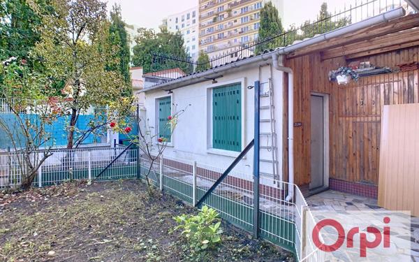 Maison à vendre    3 pièces • 92 m2 Issy-les-Moulineaux