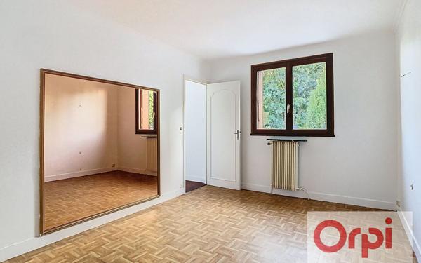 Maison à vendre    3 pièces • 92 m2 Issy-les-Moulineaux