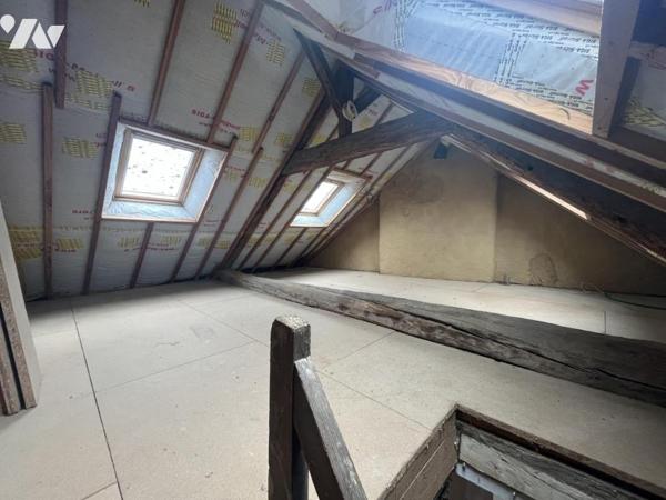 Maison d’habitation mitoyenne d’un côté, datant des 1700