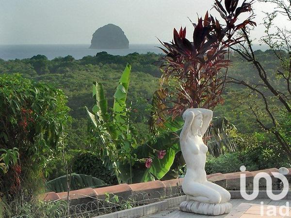 Maison 9 pièces de 388 m² à Le Diamant (97223)