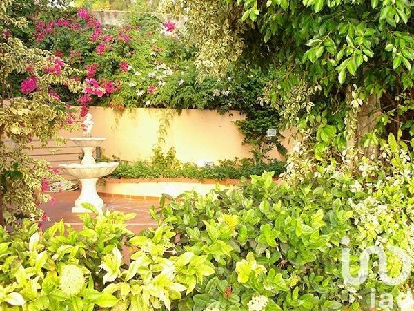 Maison 9 pièces de 388 m² à Le Diamant (97223)