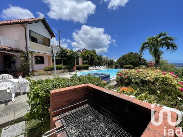 Maison 9 pièces de 388 m² à Le Diamant (97223)