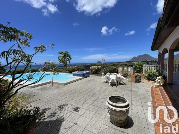 Maison 9 pièces de 388 m² à Le Diamant (97223)