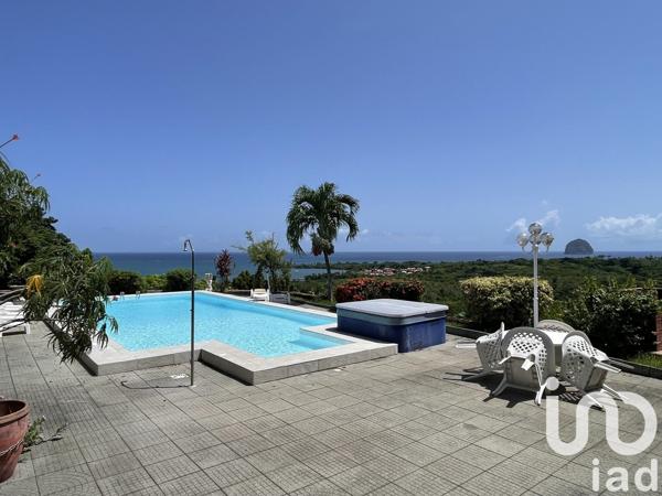 Maison 9 pièces de 388 m² à Le Diamant (97223)