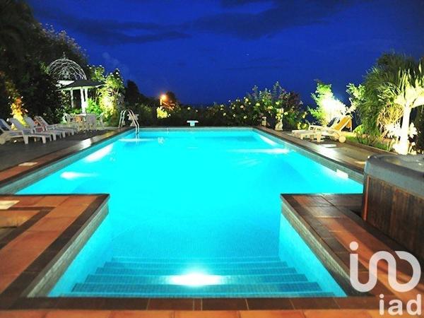 Maison 9 pièces de 388 m² à Le Diamant (97223)