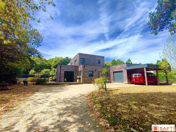 Maison contemporaine située au calme