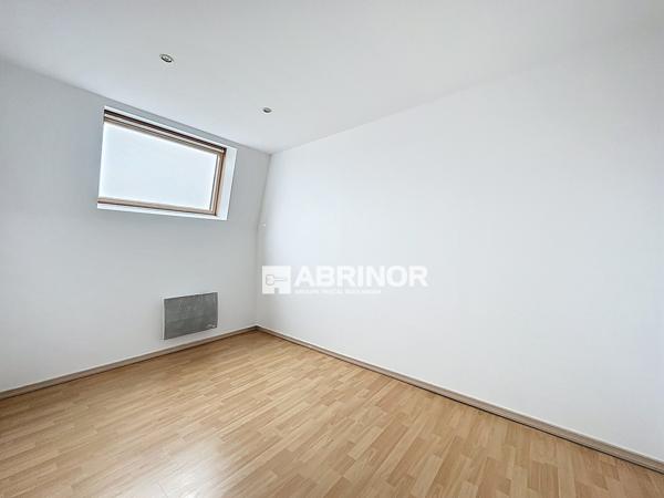 APPARTEMENT 2 CHAMBRES - PLACE DE PARKING SECURISEE TOURCOING