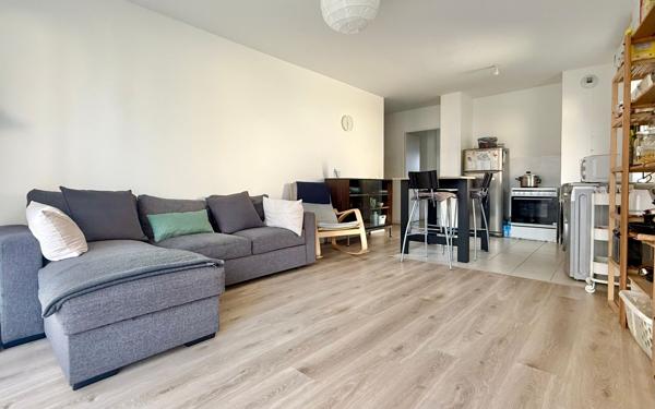 Appartement à vendre    3 pièces • 64,70 m2 Chilly-Mazarin