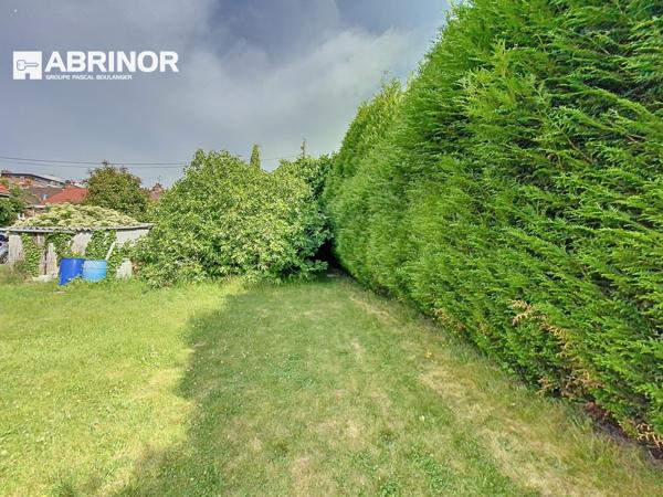 Terrain constructible de 726m² RONCHIN