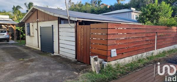 Maison traditionnelle 4 pièces de 66 m² à Saint-Benoît (97437)