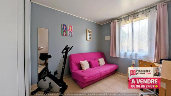 RARE VILLA DE PLAIN-PIED avec piscine et garage à 15 mn de Mandelieu !