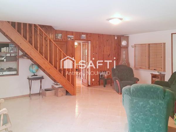 Maison avec travaux, et potentiel, proche de COGNAC