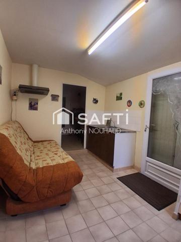 Maison avec travaux, et potentiel, proche de COGNAC