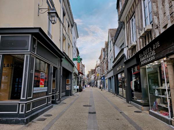 Vente Immeuble300 m² - SENS (89100)