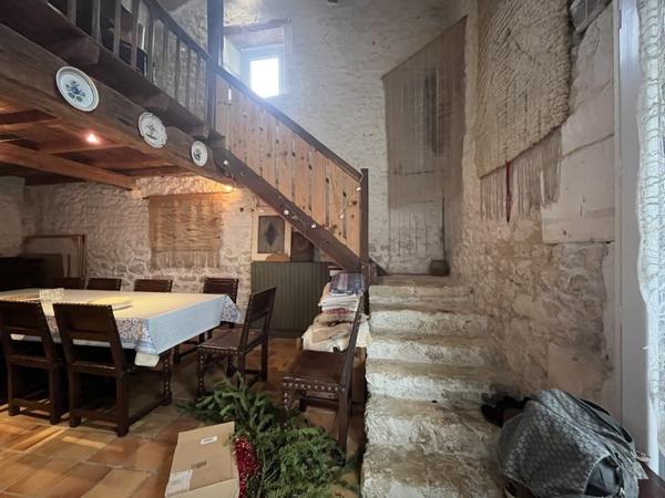 Maison à vendre 317 699 € Pont-l'Abbé-d'Arnoult 8 p 277 m² DPE D