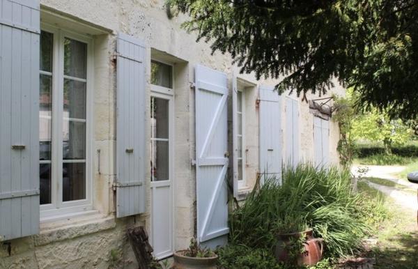 Maison à vendre 317 699 € Pont-l'Abbé-d'Arnoult 8 p 277 m² DPE D