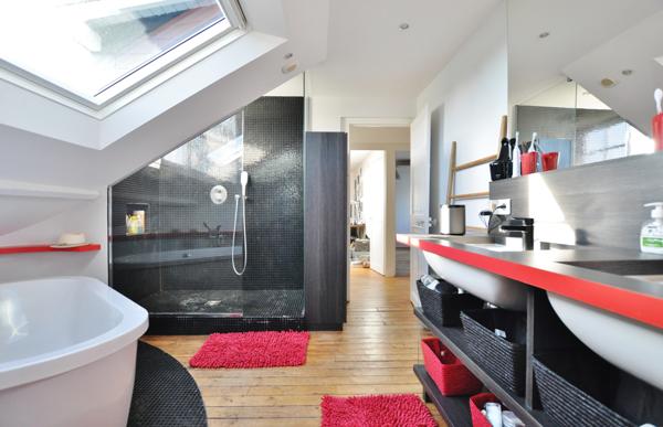 Maison  6 pièce(s)  5 chambre(s)  200.61 m²