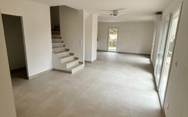 Maison à vendre    4 pièces • 93,23 m2 La Farlède