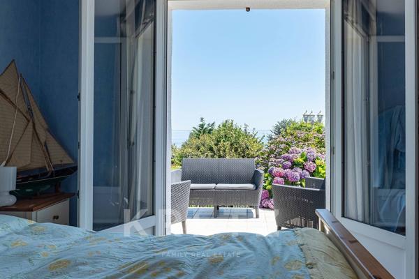 Groix, Secteur Port Mélite  Maison d'exception avec vue mer