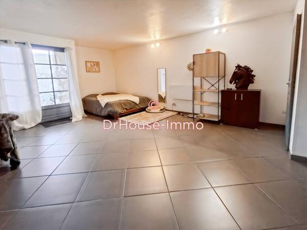 Immeuble à vendre de 200 m²