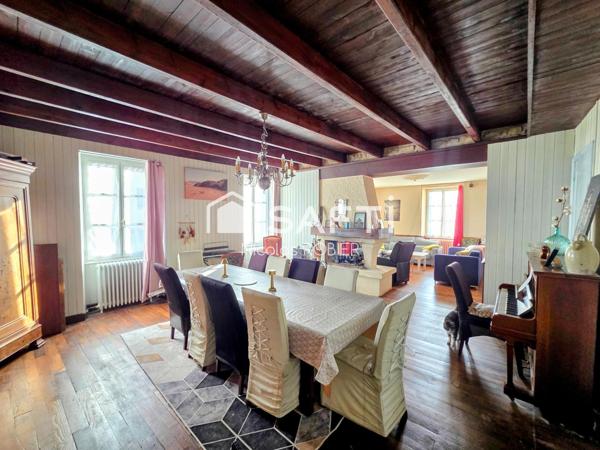 Maison de maître et cabinets, grands volumes et parc arboré, proches toutes commodités!