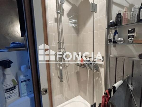 Location Appartement 4 pièces 82.53 m² - 4 RUE DE L'EPEE Uzes 30700