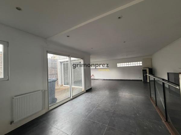 Maison 3 pièce(s) 2 chambre(s) 111.2 m²
