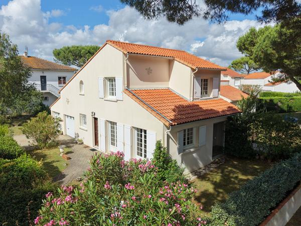 17200 ROYAN Royan - Maison familiale avec jardin, entre ville et plage