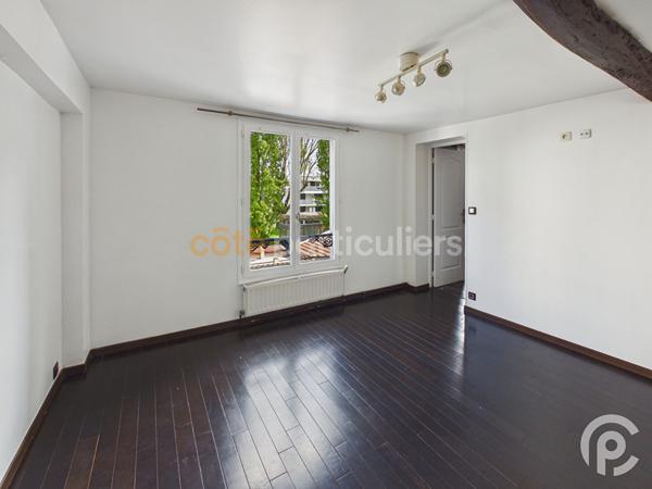 Location
                Appartement44 m² - 2 Pièces -
                    MEUDON (92190)