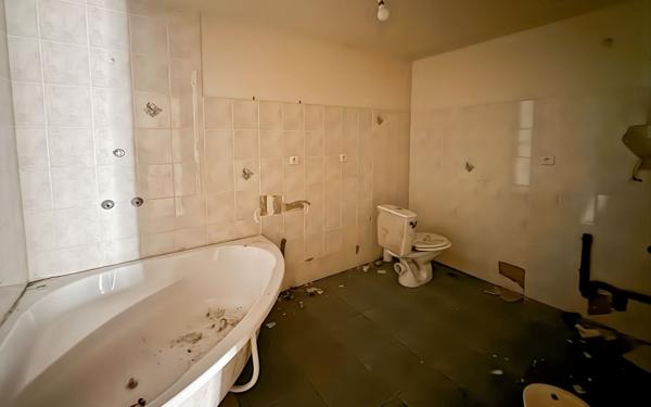 Maison à vendre    2 pièces • 100 m2 Martigné-Ferchaud