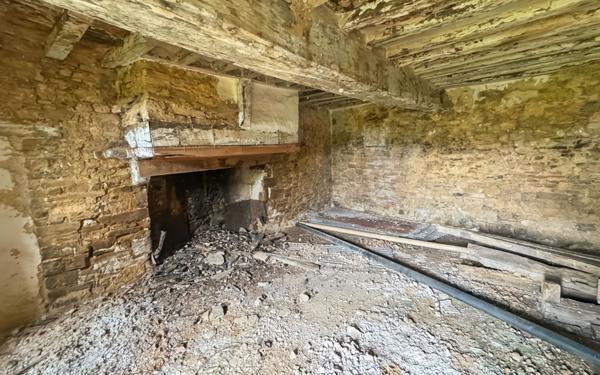 Maison à vendre    2 pièces • 100 m2 Martigné-Ferchaud