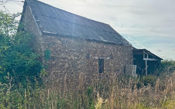 Maison à vendre    2 pièces • 100 m2 Martigné-Ferchaud